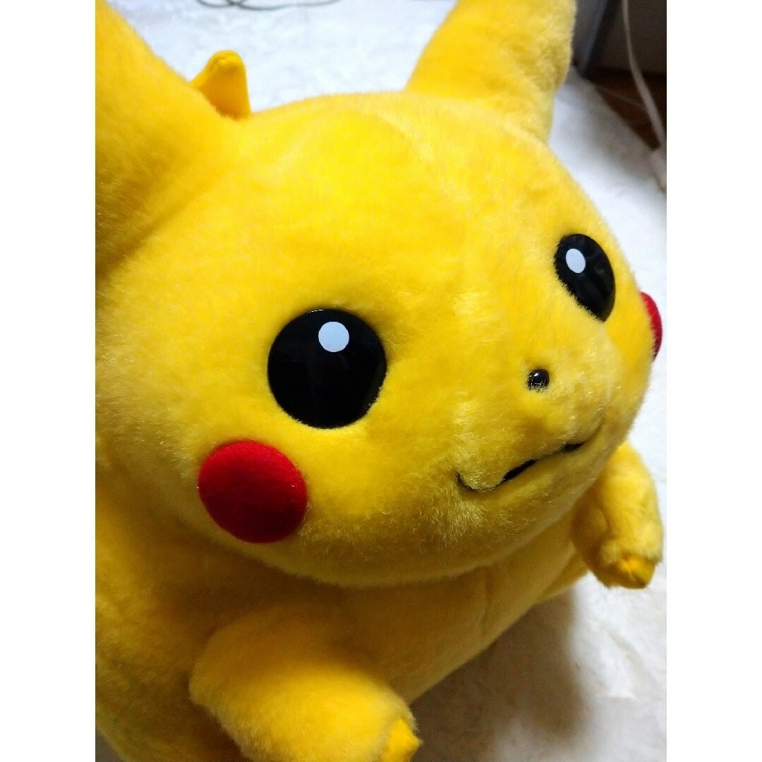 ポケモン - 【ピカチュウ】TOMMY製 ぬいぐるみ 等身大の通販 by ポケモン - 【ピカチュウ】TOMMY製 ぬいぐるみ 等身大の通販 by