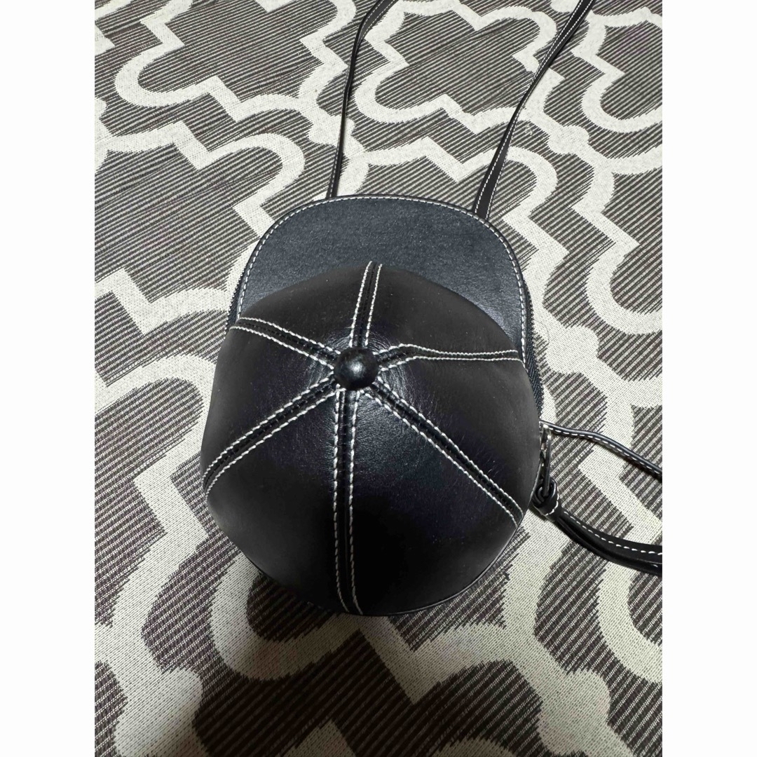 J.W.ANDERSON(ジェイダブリューアンダーソン)のJW ANDERSON Midi Cap Bag  メンズのバッグ(ショルダーバッグ)の商品写真