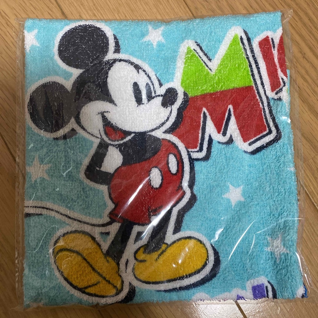 ミッキーマウス(ミッキーマウス)のミッキーマウス　ハンドタオル2枚セット！ エンタメ/ホビーのアニメグッズ(タオル)の商品写真