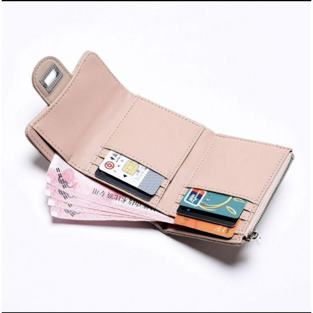 キルティング ウォレット ベージュ コンパクト コインケース 折り財布 レディースのファッション小物(財布)の商品写真
