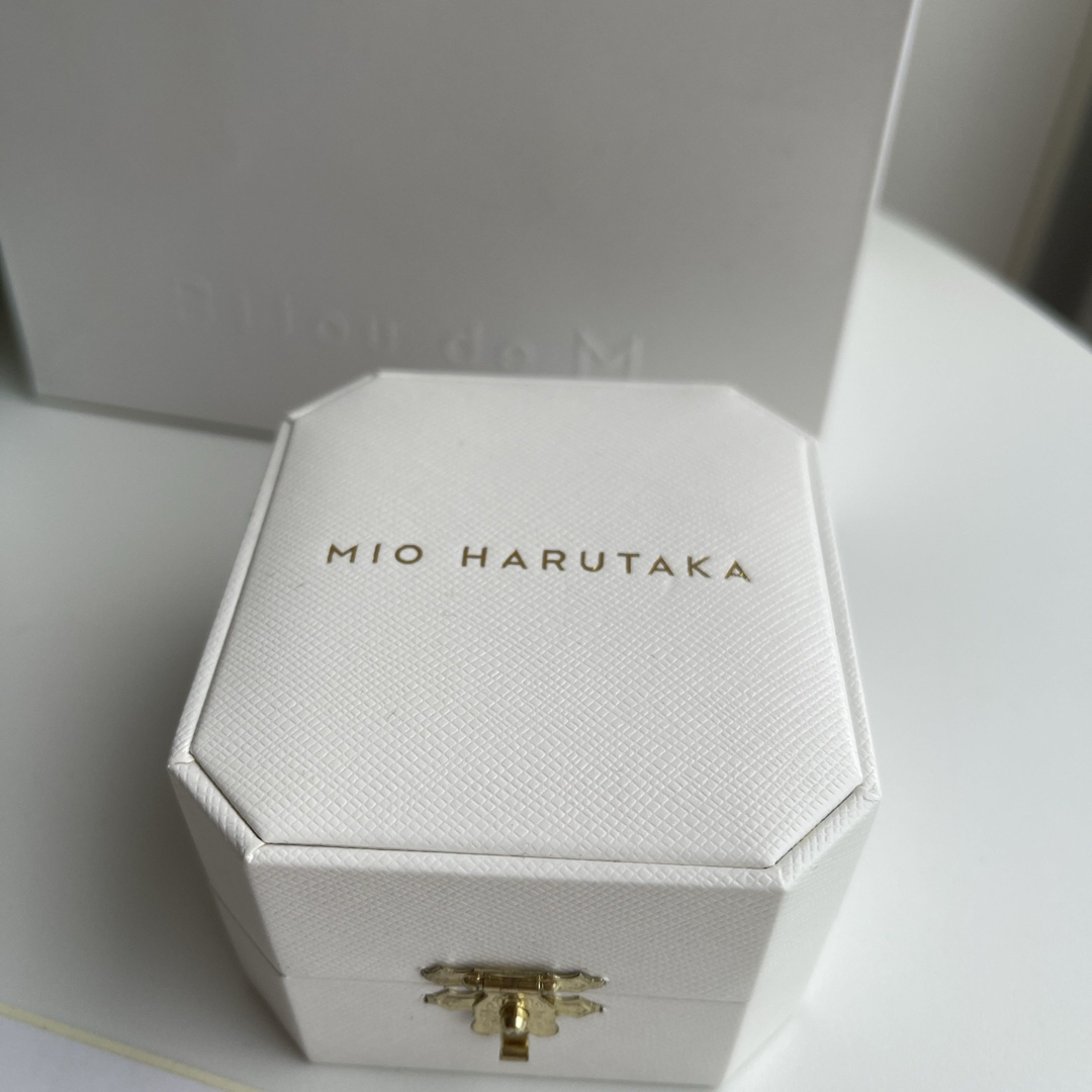 MIO HARUTAKA マーガレットピアス&ミツバチピアス セットの通販 MIO HARUTAKA マーガレットピアス&ミツバチピアス セットの通販