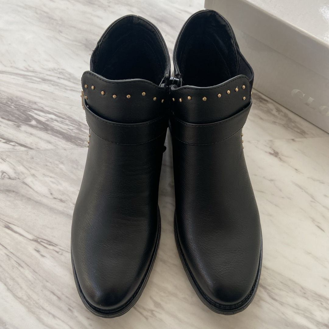 asos(エイソス)の日本未発売◆ブラック スタッズ ショートブーツ 黒 38 UK5 レディースの靴/シューズ(ブーツ)の商品写真
