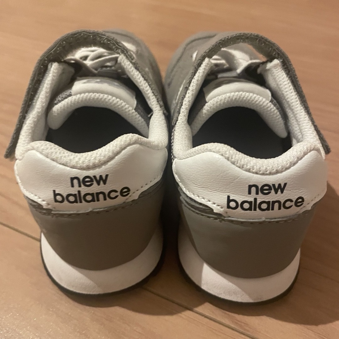 New Balance(ニューバランス)のニューバランス　17センチ　ほぼ新品 キッズ/ベビー/マタニティのキッズ靴/シューズ(15cm~)(スニーカー)の商品写真