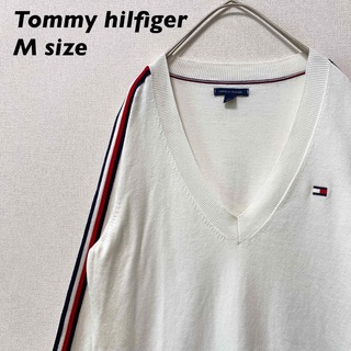 トミーヒルフィガー(TOMMY HILFIGER)のトミーヒルフィガー　ニット　セーター　Vネック　フラッグロゴ　男女兼用　Mサイズ(ニット/セーター)