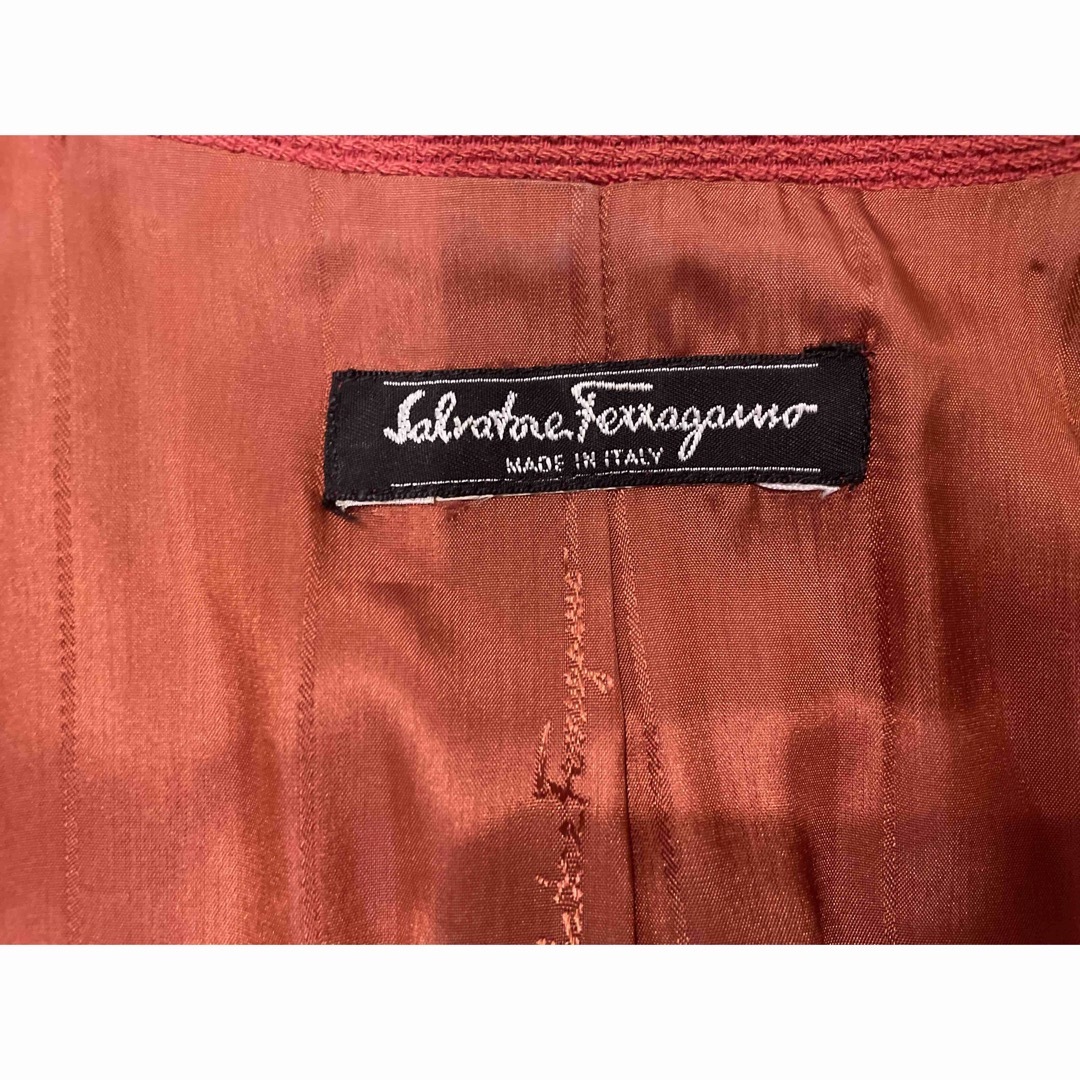 Salvatore Ferragamo(サルヴァトーレフェラガモ)の【極美品】Salvatore Ferragamo ダブルテーラードジャケット レディースのジャケット/アウター(テーラードジャケット)の商品写真