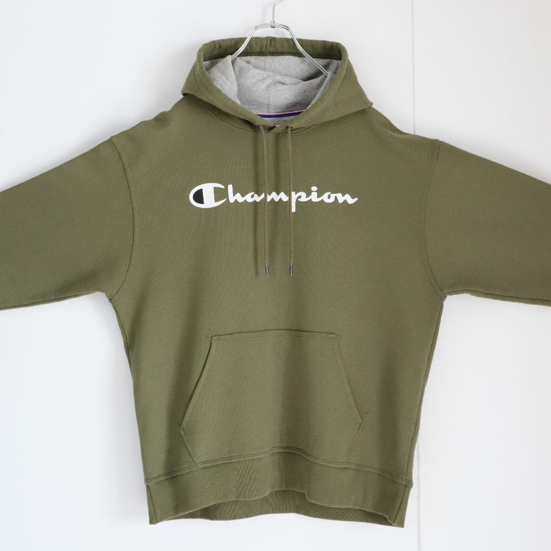 Champion(チャンピオン)の【渋カラー】チャンピオン／パーカー　2XL　USA規格　刺繍ロゴ　緑色　裏起毛 メンズのトップス(パーカー)の商品写真