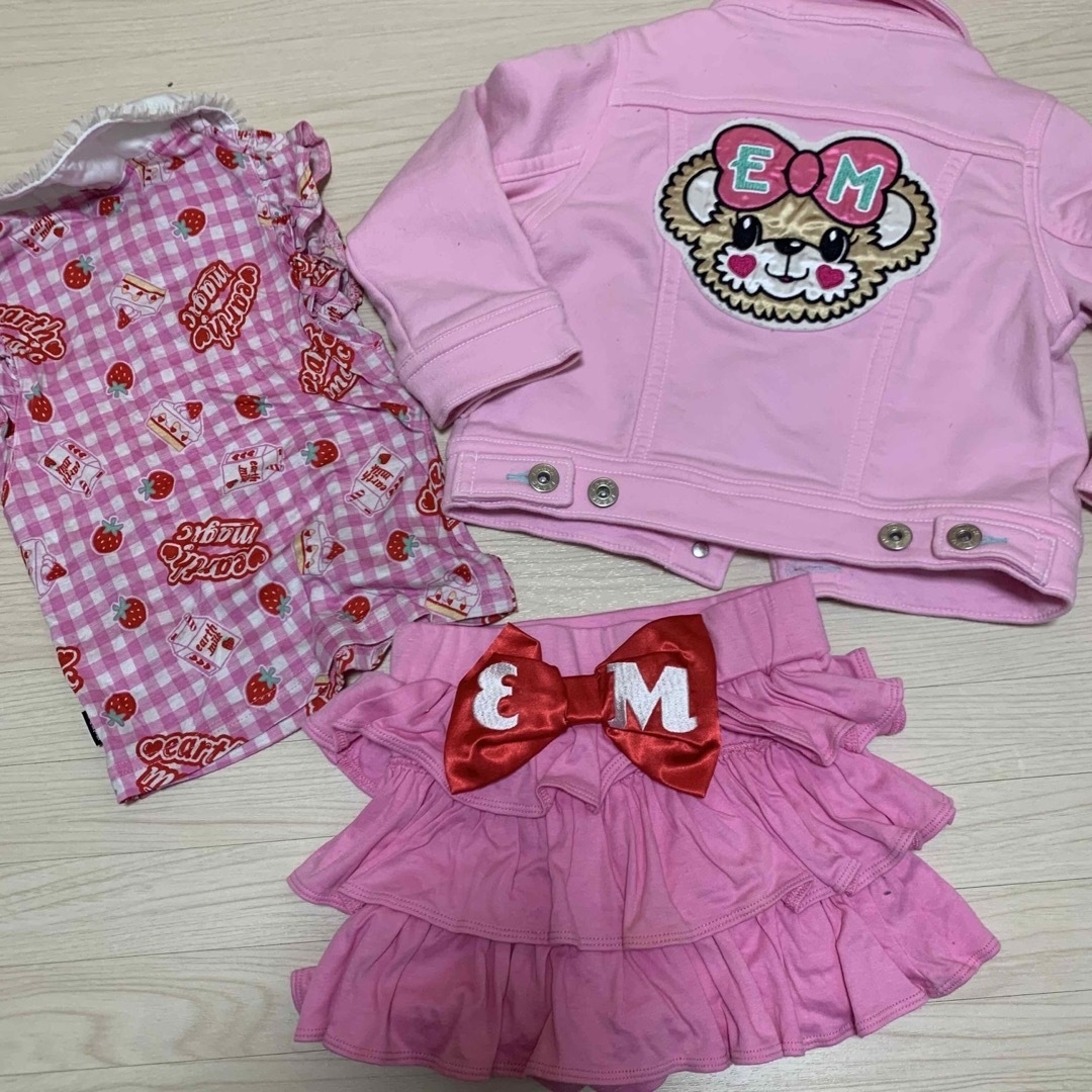 EARTHMAGIC(アースマジック)の🍓18 キッズ/ベビー/マタニティのキッズ服女の子用(90cm~)(ジャケット/上着)の商品写真