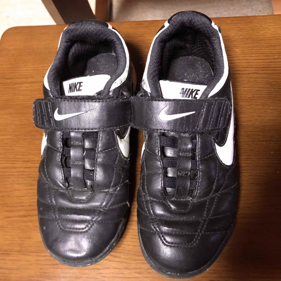 NIKE(ナイキ)の1    再々値下げ　NIKE ナイキ スニーカー　21cm キッズ/ベビー/マタニティのキッズ靴/シューズ(15cm~)(スニーカー)の商品写真