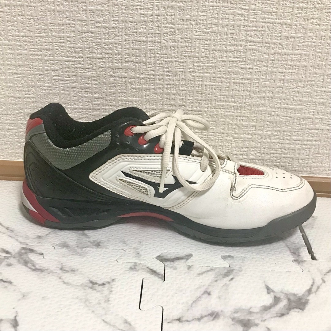 MIZUNO(ミズノ)のMIZUNO(ミズノ) 硬式テニスシューズ オールコート 23.5cm スポーツ/アウトドアのテニス(シューズ)の商品写真