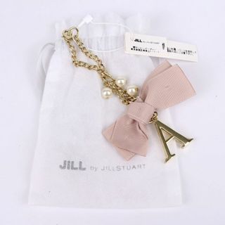 ジルバイジルスチュアート(JILL by JILLSTUART)のジルバイジルスチュアート イニシャルチャーム A 未使用 キーホルダー リボン ブランド レディース ゴールド JILL by JILLSTUART(キーホルダー)