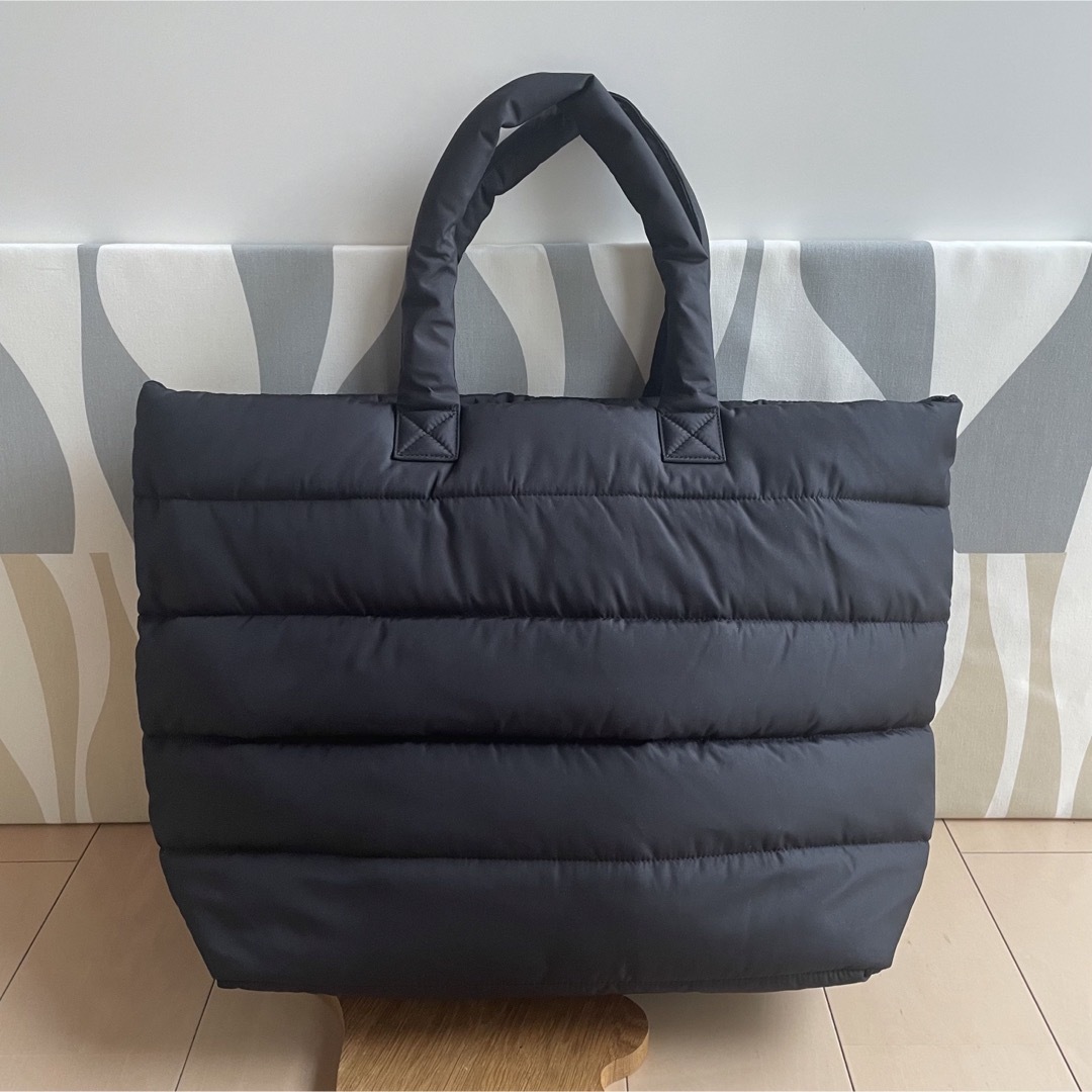marimekko - 国内正規品 新品 マリメッコ ISO MILLAI トート marimekko - 国内正規品 新品 マリメッコ ISO MILLAI トート