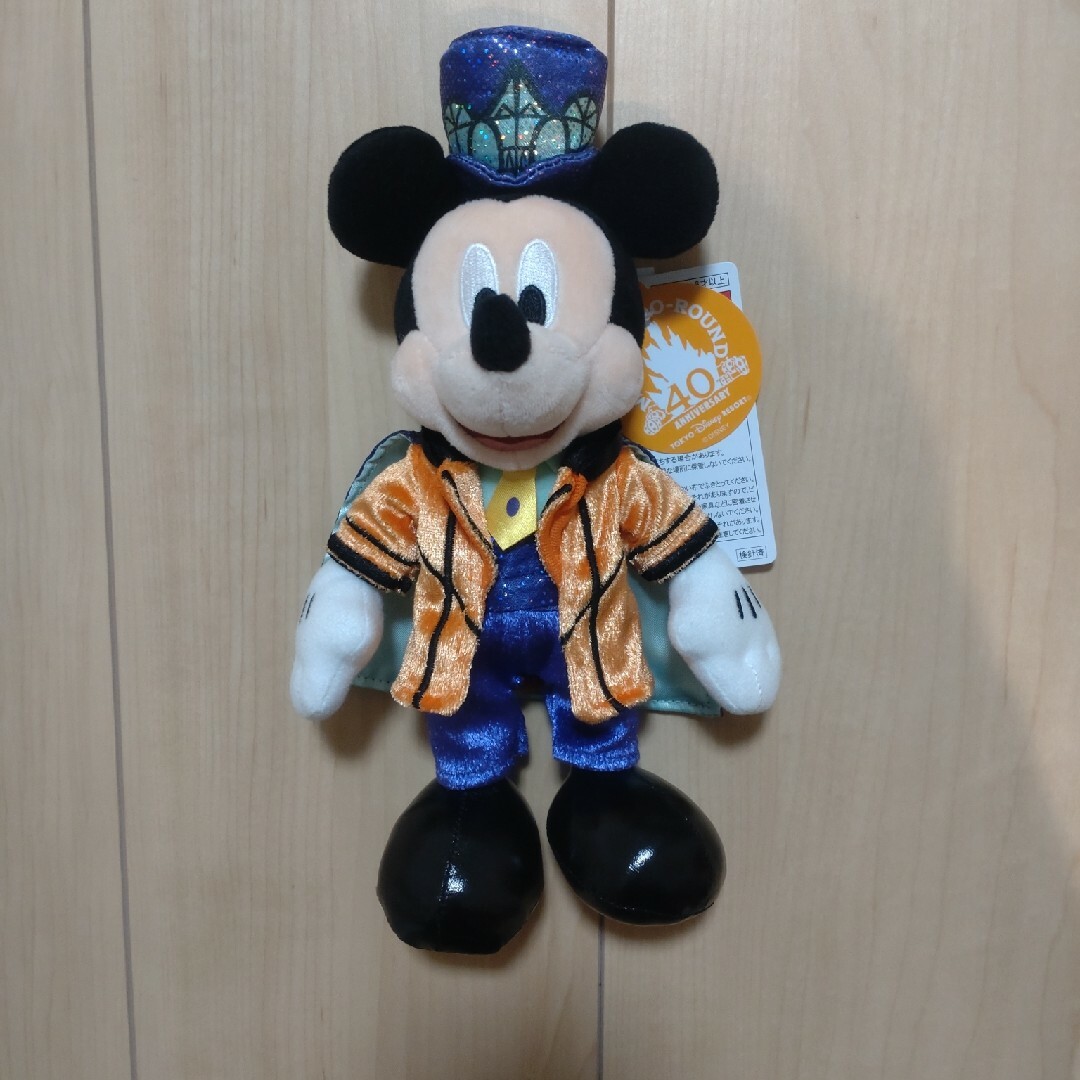 Disney(ディズニー)のディズニー　ミッキー　ぬいぐるみバッチ エンタメ/ホビーのおもちゃ/ぬいぐるみ(キャラクターグッズ)の商品写真