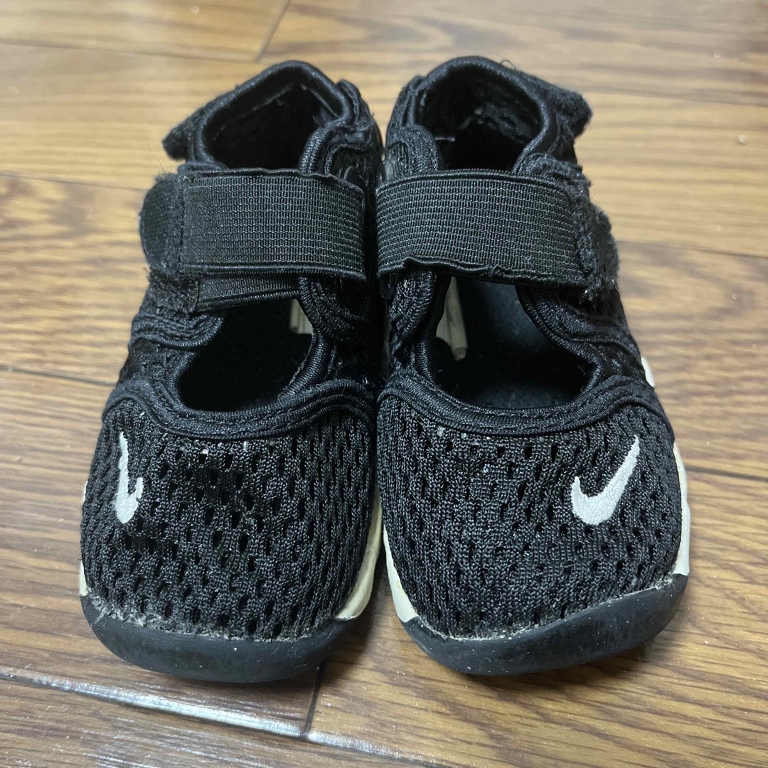 NIKE(ナイキ)のNIKE  リトルリフト キッズ/ベビー/マタニティのベビー靴/シューズ(~14cm)(スニーカー)の商品写真