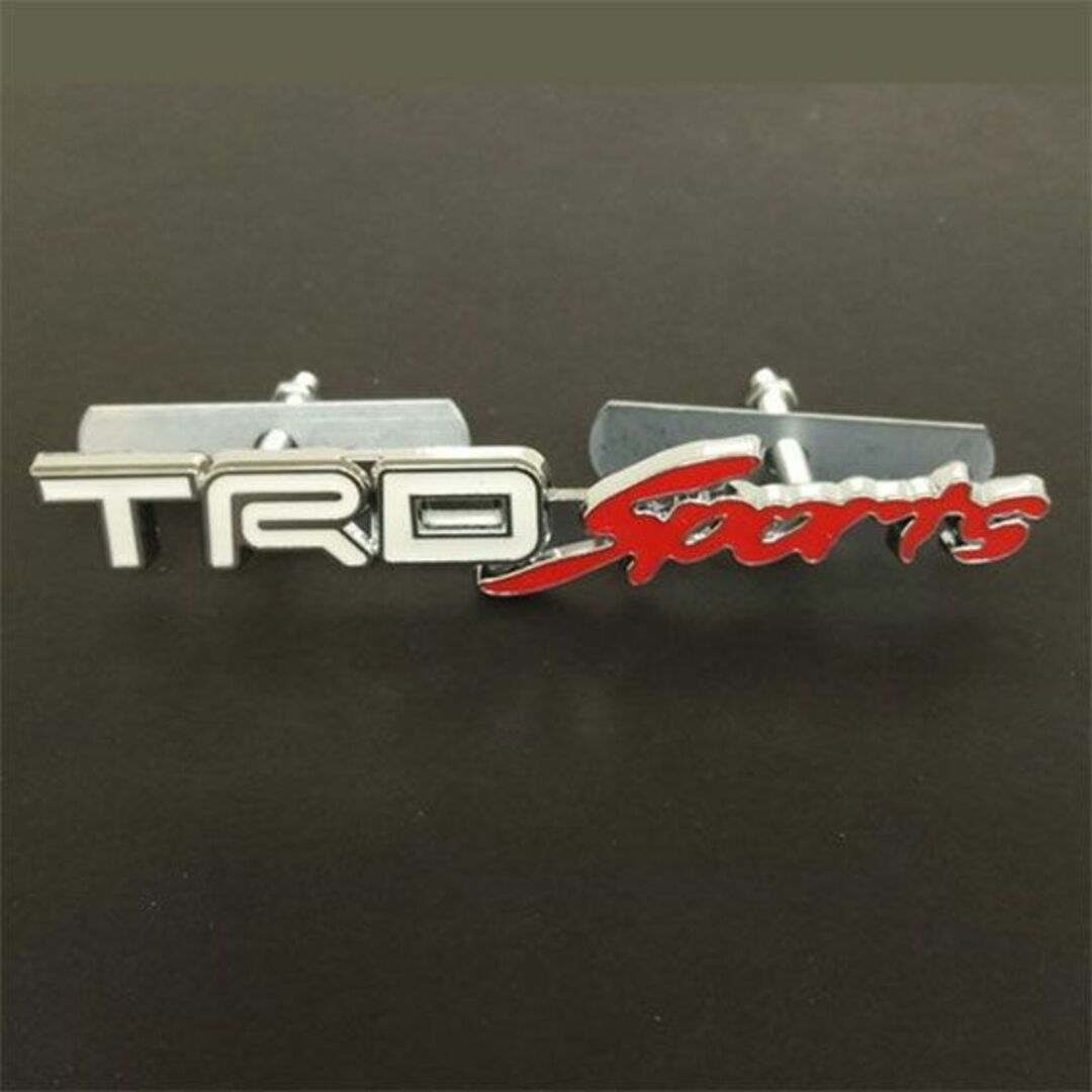 トヨタ(トヨタ)のTRD SPORTS フロントグリル用エンブレム　 ホワイト　１枚 自動車/バイクの自動車(車外アクセサリ)の商品写真