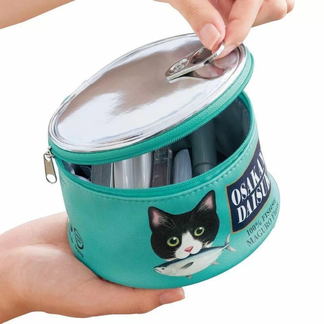 ✨大人気 新品 猫 缶 ポーチ 緑色 缶詰モチーフ ラウンド 化粧 グッズ レディースのファッション小物(ポーチ)の商品写真