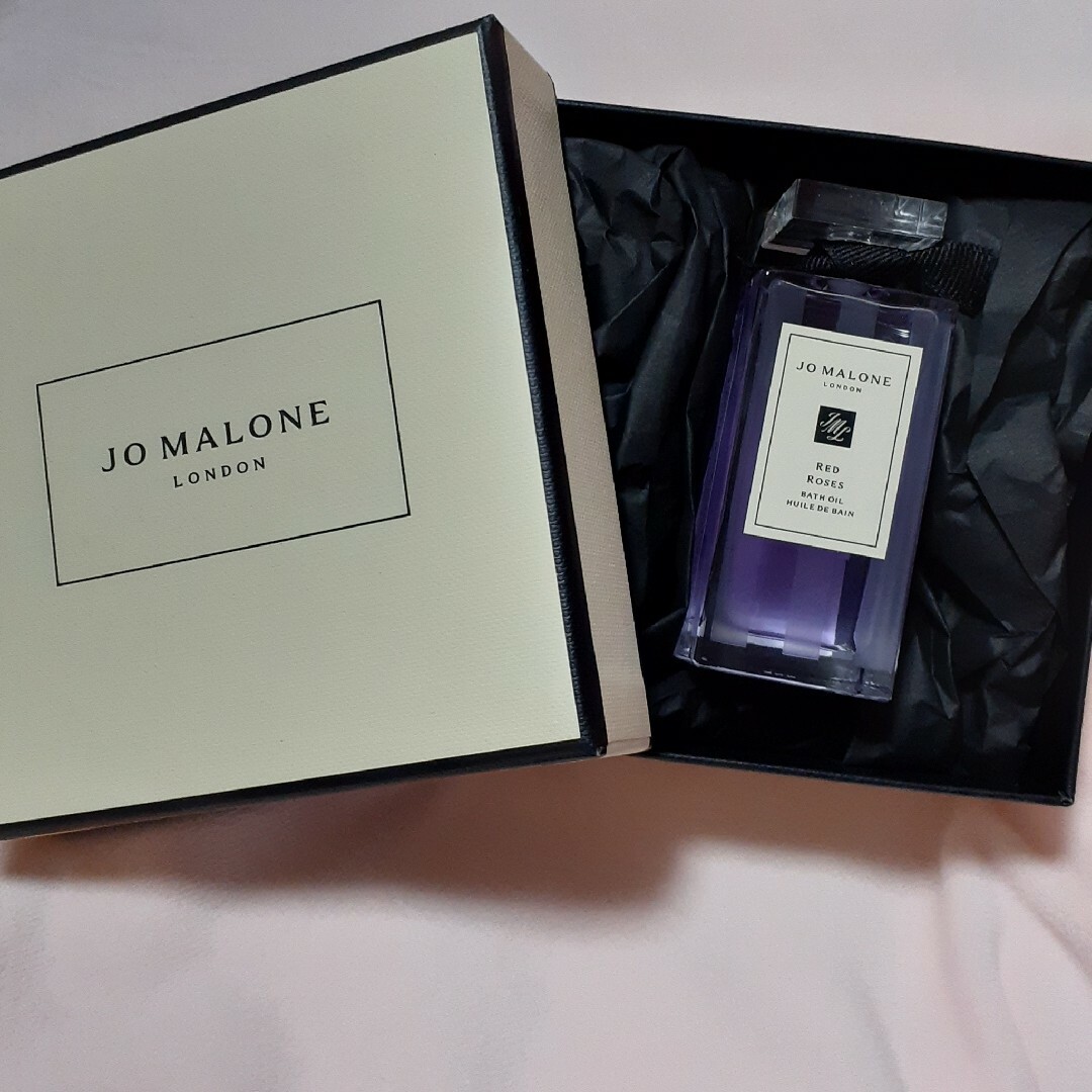 Jo Malone(ジョーマローン)のジョーマローン　Jo Malone　レッド ローズ 　バス　オイル コスメ/美容のボディケア(バスグッズ)の商品写真