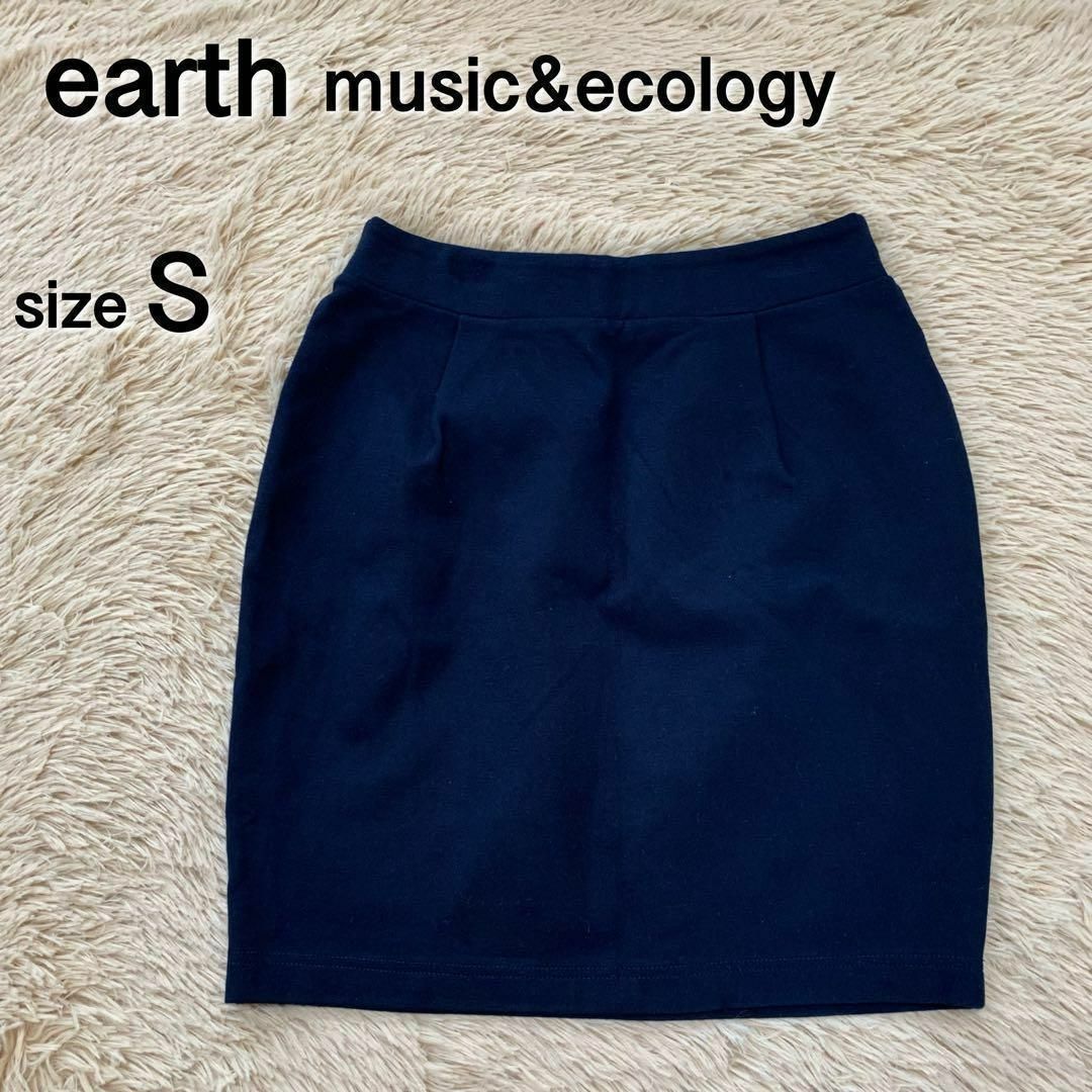 earth music & ecology(アースミュージックアンドエコロジー)のアースミュージックアンドエコロジー　タイトスカート ミニ ストレッチ 紺 レディースのスカート(ミニスカート)の商品写真