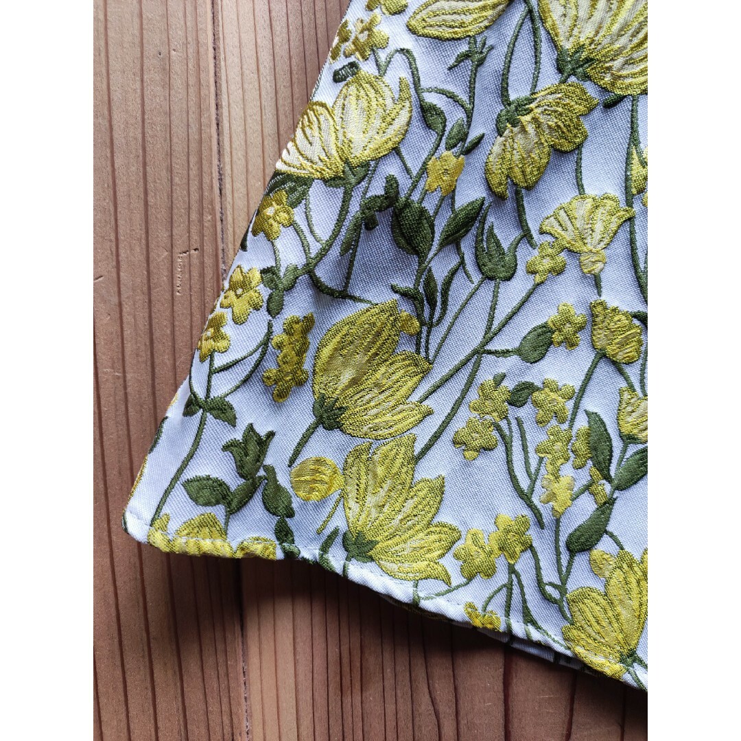Liala×PG(リアラバイピージー)の【Liala×PG】ジャガードミモレスカート　ボタニカル　イエロー レディースのスカート(ロングスカート)の商品写真