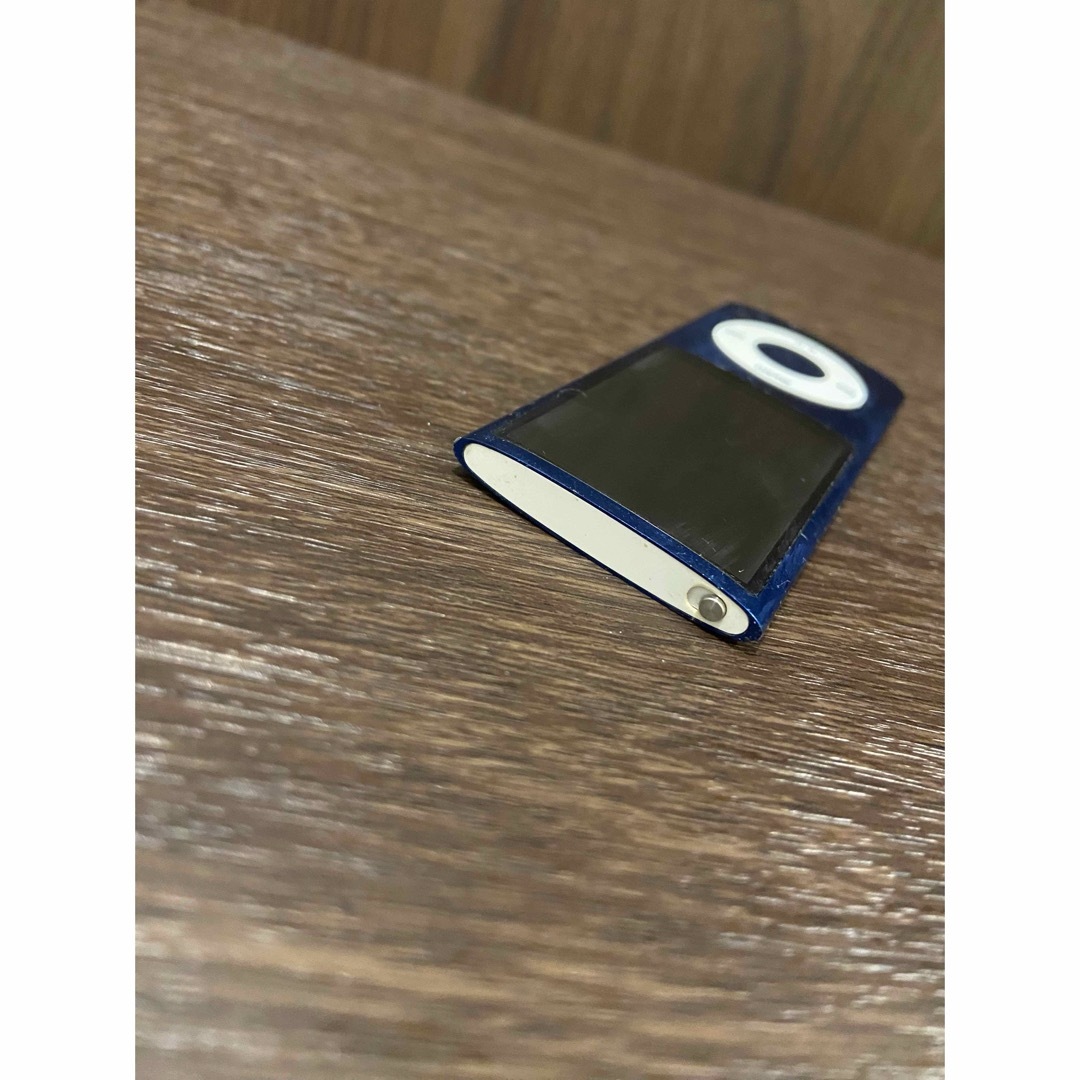 iPod(アイポッド)のiPod nano 第5世代　ブルー スマホ/家電/カメラのオーディオ機器(ポータブルプレーヤー)の商品写真