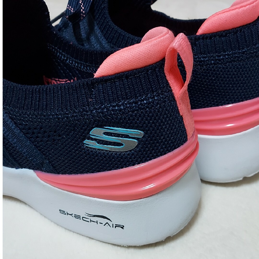 SKECHERS(スケッチャーズ)のSKECHERS MEMORY FROM 25.0cm レディースの靴/シューズ(スニーカー)の商品写真