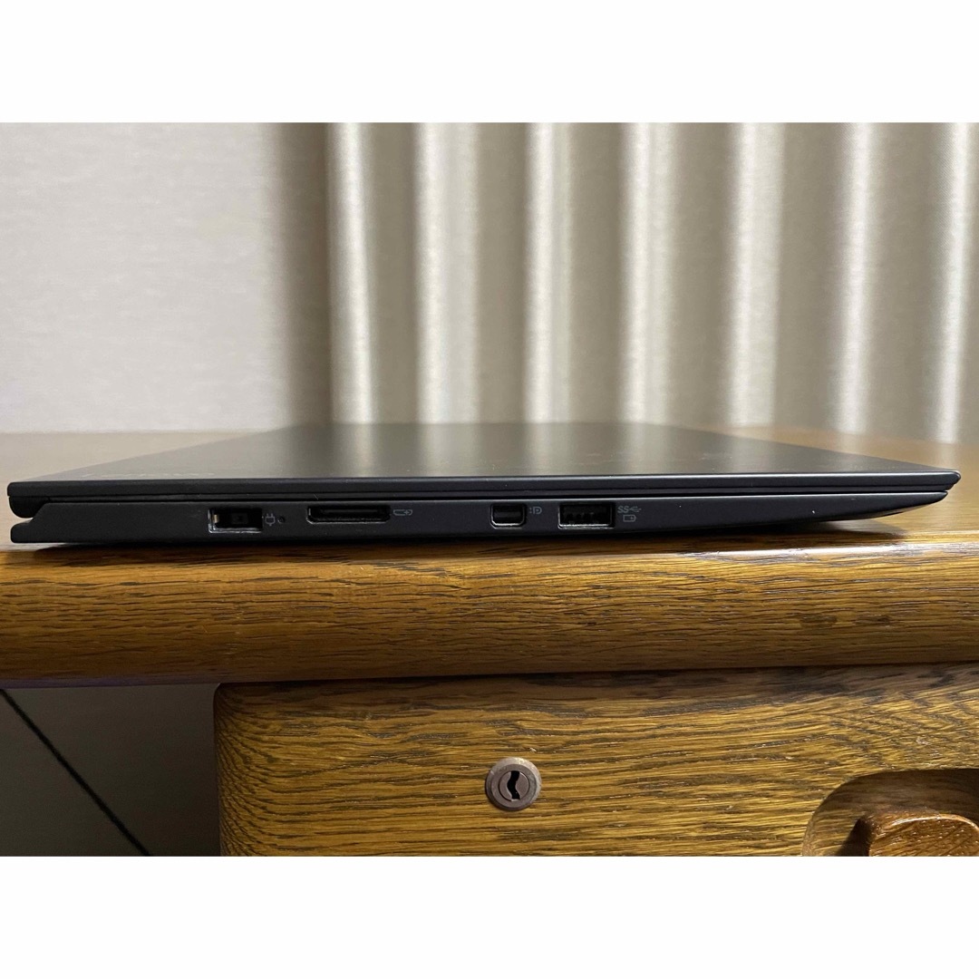 Lenovo(レノボ)のThinkPad X1 Carbon スマホ/家電/カメラのPC/タブレット(ノートPC)の商品写真