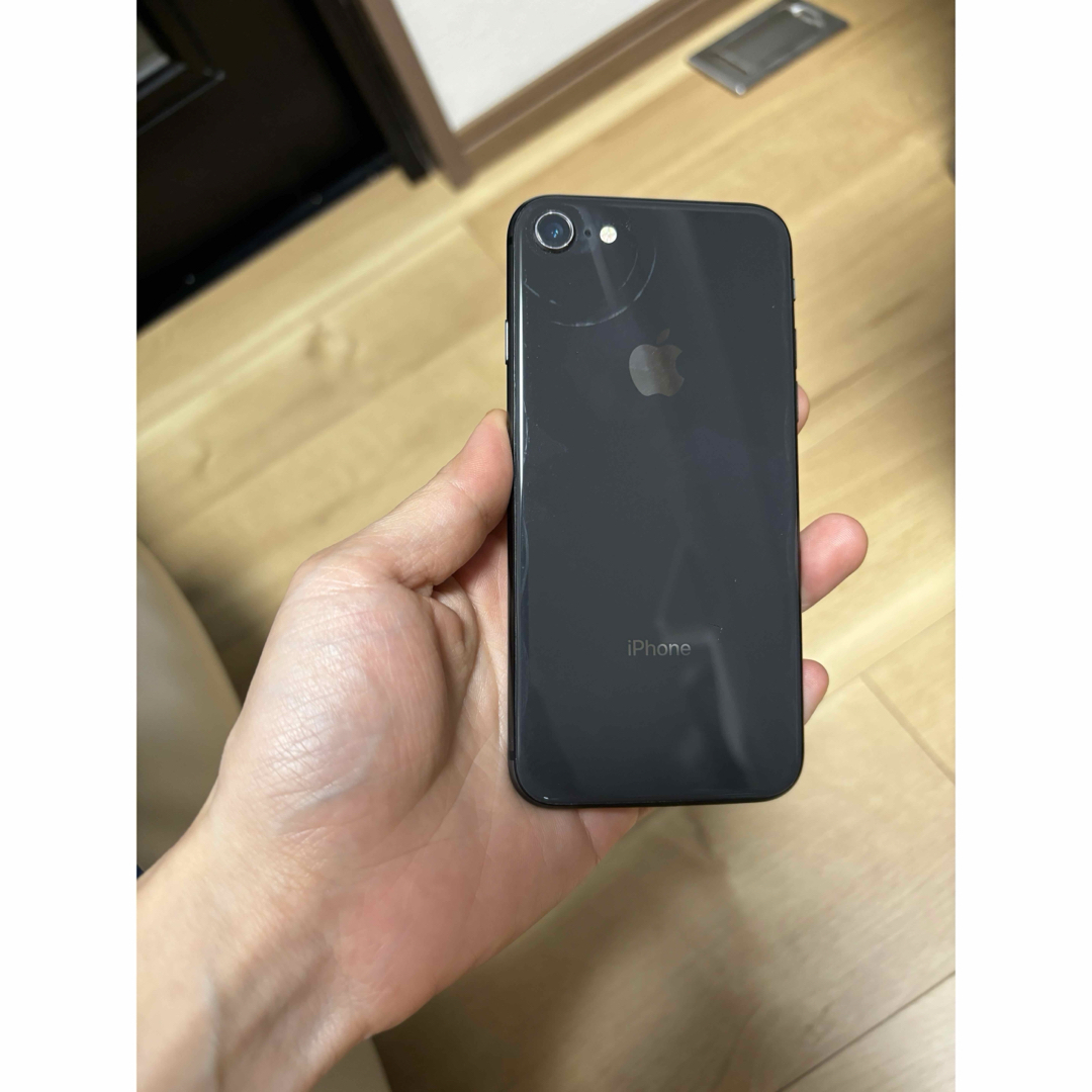 iphone8 64GB 本体 美品 space gray iphone8 64GB 本体 美品 space gray