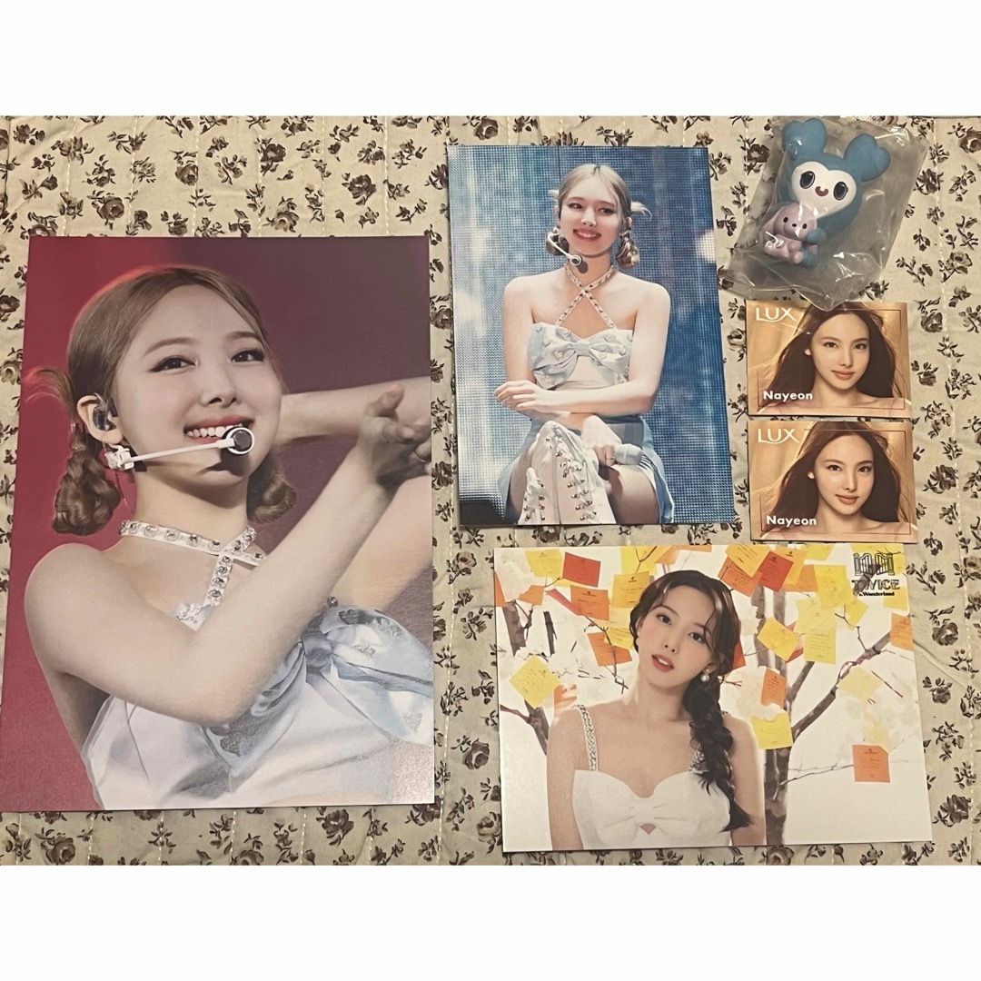 TWICE(トゥワイス)のTwice ナヨン　グッズ エンタメ/ホビーのタレントグッズ(アイドルグッズ)の商品写真