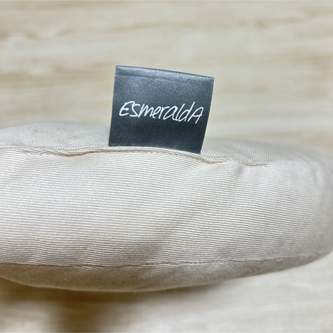 Esmeralda(エスメラルダ)のエスメラルダ👶ベビーまくら✨値下げしました✨ キッズ/ベビー/マタニティの寝具/家具(枕)の商品写真