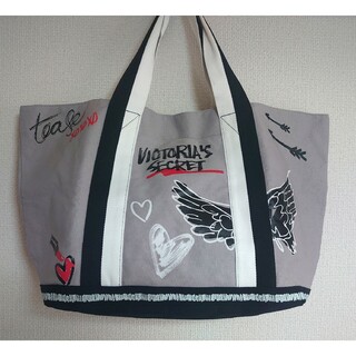 ヴィクトリアズシークレット(Victoria's Secret)のVictoria's Secret トートバッグ グレー travel bag(トートバッグ)