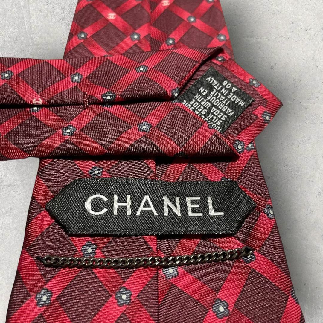 CHANEL(シャネル)の美品 CHANEL シャネル ココマーク カメリア 格子柄 ネクタイ ボルドー メンズのファッション小物(ネクタイ)の商品写真