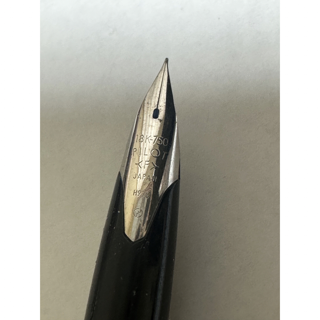 PILOT(パイロット)の万年筆 PILOT CUSTOM18k STERLING SILVERジャンク インテリア/住まい/日用品の文房具(ペン/マーカー)の商品写真