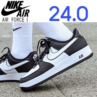 ナイキ(NIKE)の【新品24cm】NIKE エアフォース１'07 ブラック/ホワイト"パンダ"(スニーカー)