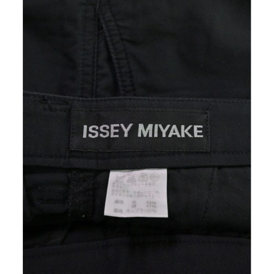 ISSEY MIYAKE(イッセイミヤケ)のISSEY MIYAKE イッセイミヤケ パンツ（その他） 2(M位) 黒 【古着】【中古】 メンズのパンツ(その他)の商品写真