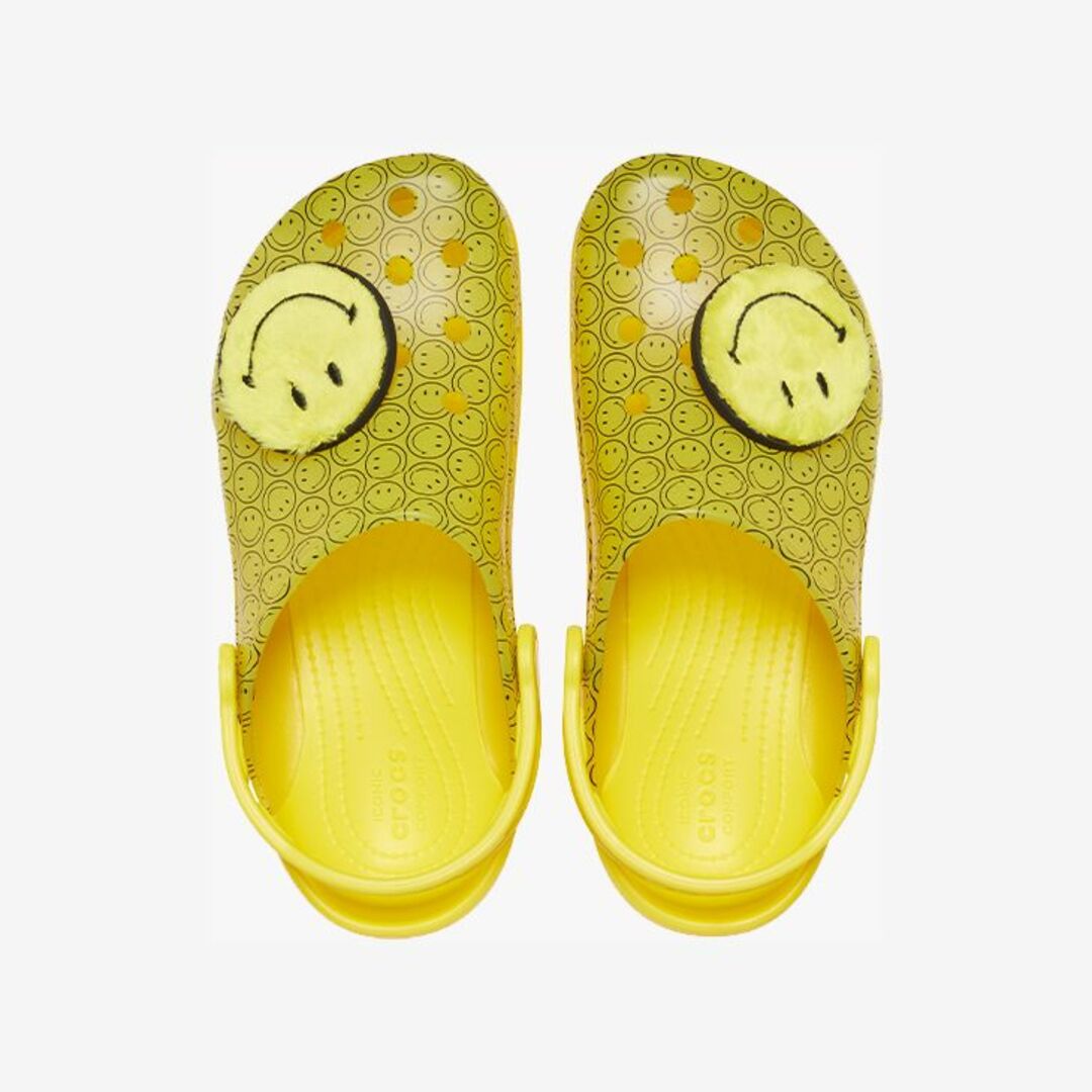 crocs(クロックス)の27cm クラシック トランスルーセント スマイリー クロッグ イエロー メンズの靴/シューズ(サンダル)の商品写真