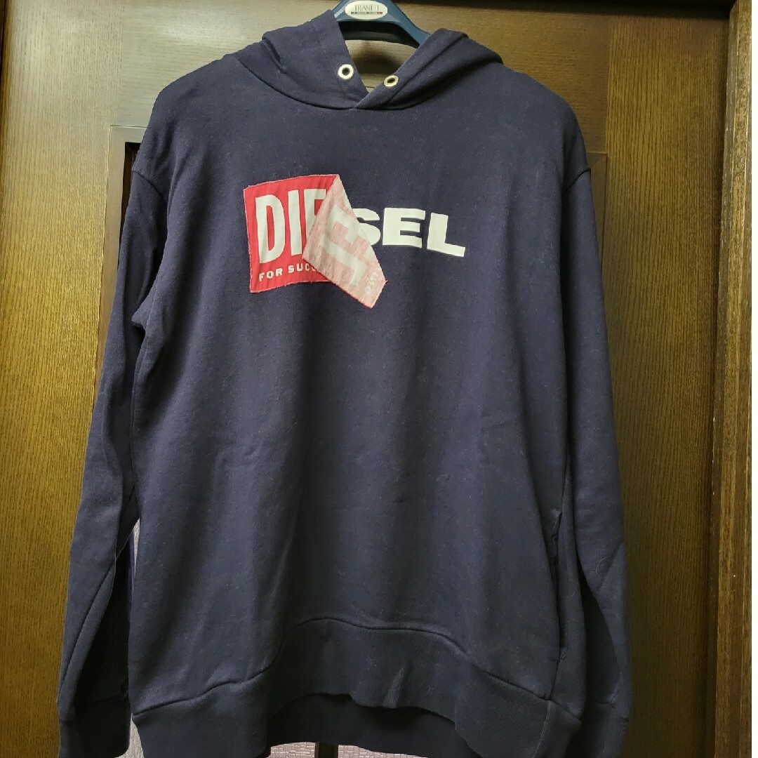 DIESEL(ディーゼル)のディーゼル☆フード付きトレーナー レディースのトップス(トレーナー/スウェット)の商品写真