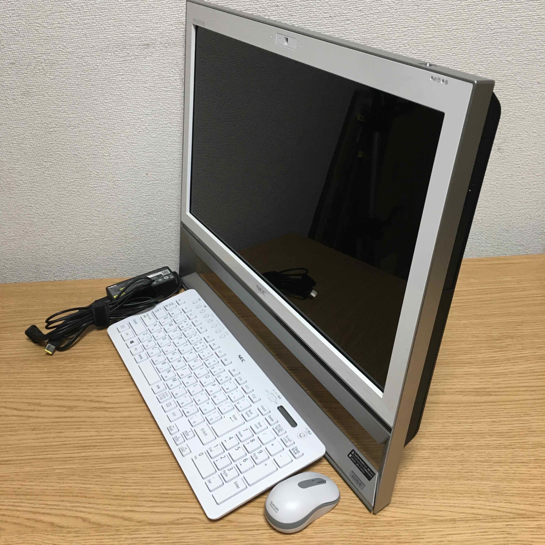 フルセット人気の21.5インチ 地デジ オールインワンPC NEC VALUESTAR