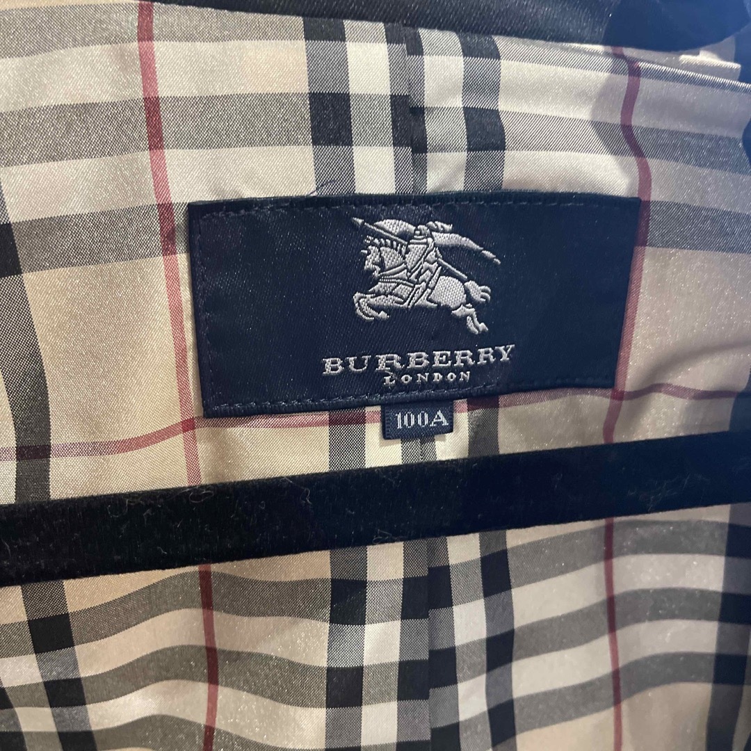 BURBERRY(バーバリー)のバーバリー　コート　100 110 120 ダウン キッズ/ベビー/マタニティのキッズ服男の子用(90cm~)(コート)の商品写真