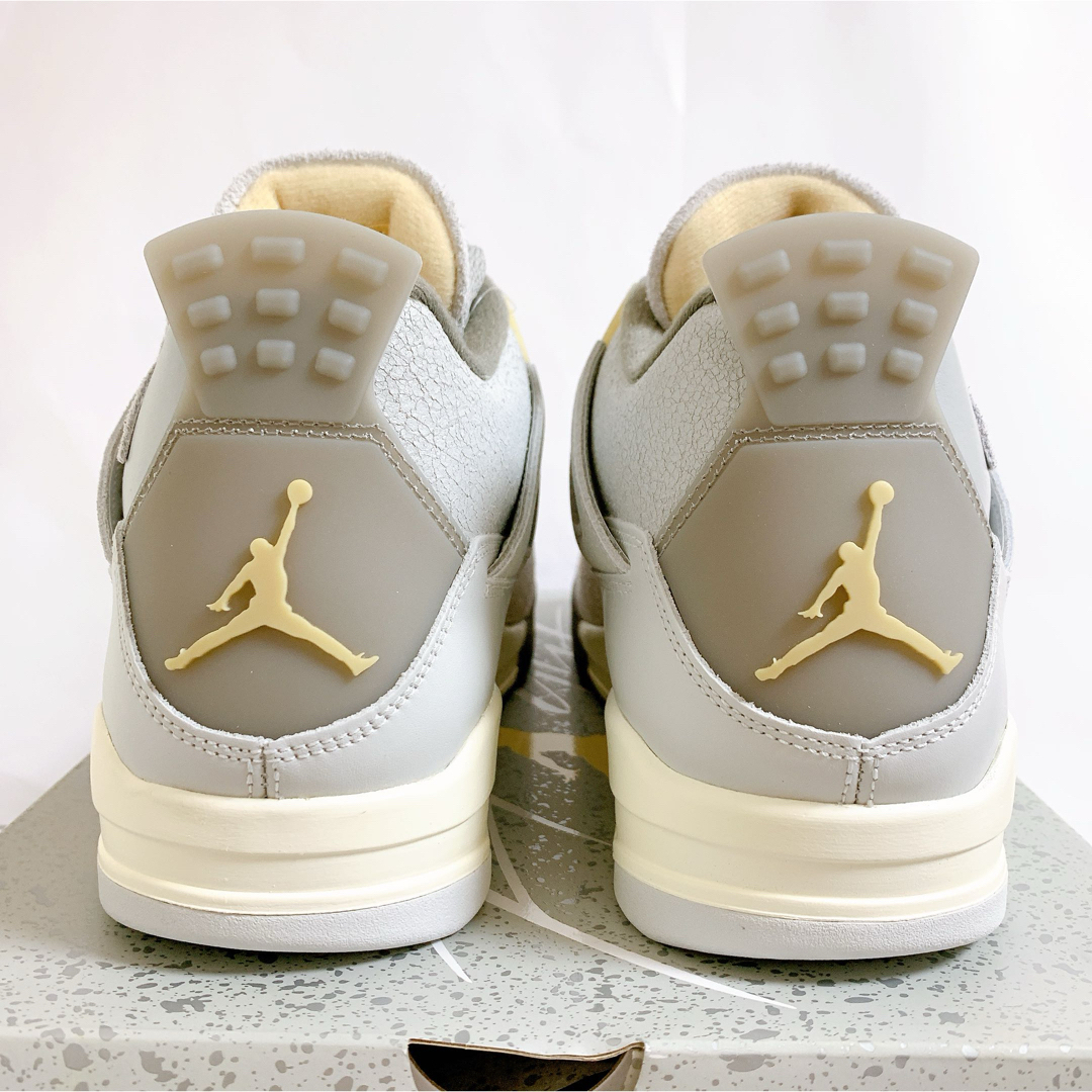 Jordan Brand（NIKE）(ジョーダン)の30cm ナイキ エアジョーダン4 クラフト グレー Air Jordan 4  メンズの靴/シューズ(スニーカー)の商品写真