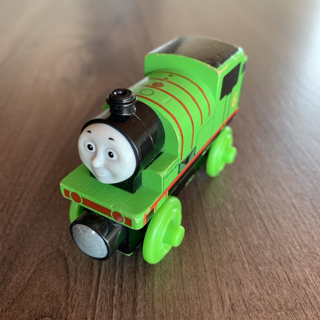 MATTEL(マテル)の木製　パーシィ キッズ/ベビー/マタニティのおもちゃ(電車のおもちゃ/車)の商品写真