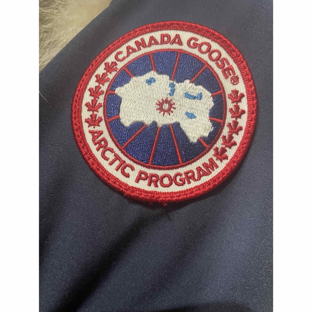 CANADA GOOSE(カナダグース)のカナダグースダウンジャケット アウターS レディースのジャケット/アウター(ダウンジャケット)の商品写真