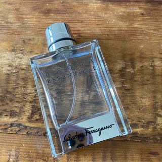 サルヴァトーレフェラガモ(Salvatore Ferragamo)のフェラガモ　ACQUA ESSENZIALE50ml(香水(男性用))