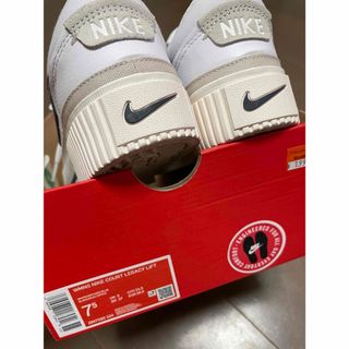 ナイキ(NIKE)のNIKE スニーカー(スニーカー)