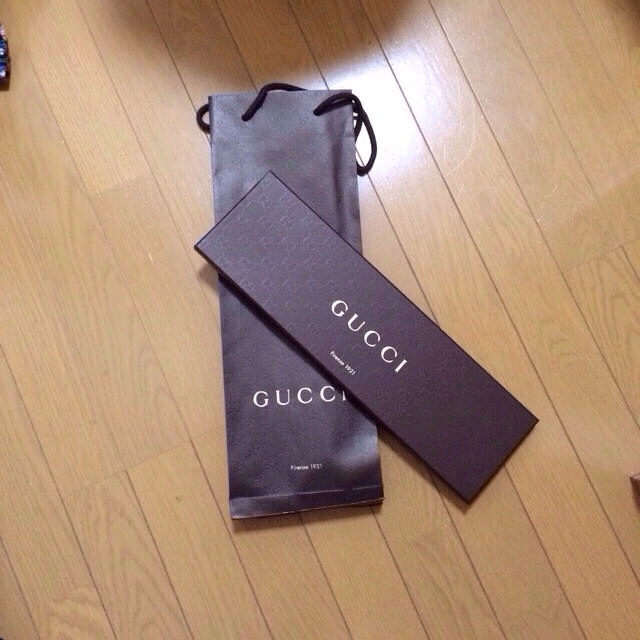 Gucci(グッチ)のGUCCI新品ネクタイ＊値段交渉ok レディースのファッション小物(ネクタイ)の商品写真