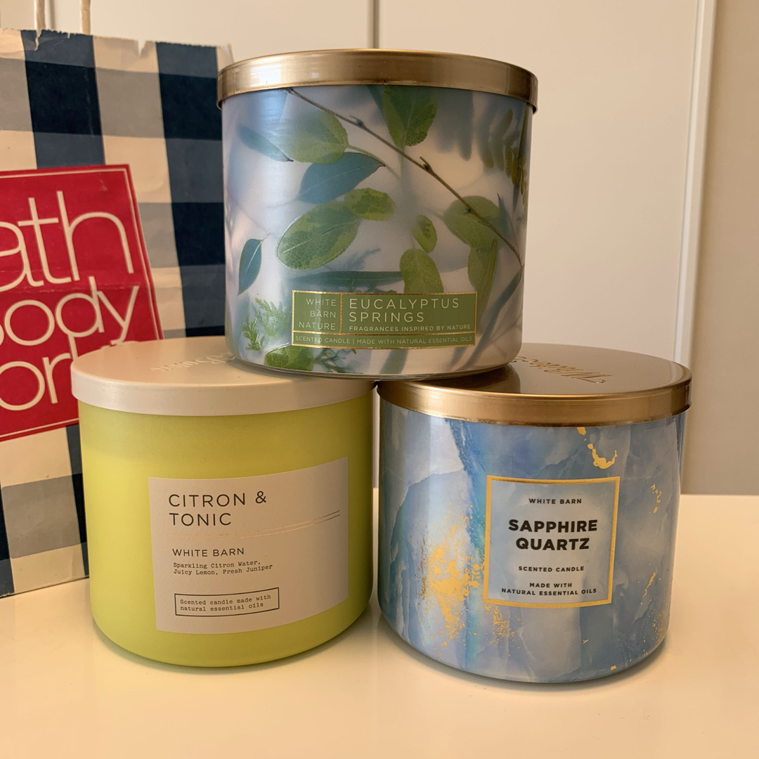 Bath & Body Works(バスアンドボディーワークス)の【新品】バスアンドボディワークス 3芯キャンドル 3点 ECS コスメ/美容のリラクゼーション(キャンドル)の商品写真