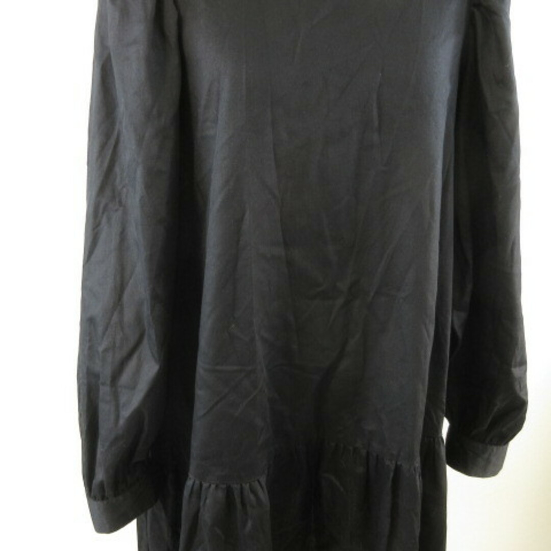 GU(ジーユー)のジーユー GU ボリュームスリーブティアードワンピース ミニ 長袖 黒 XL レディースのワンピース(ミニワンピース)の商品写真