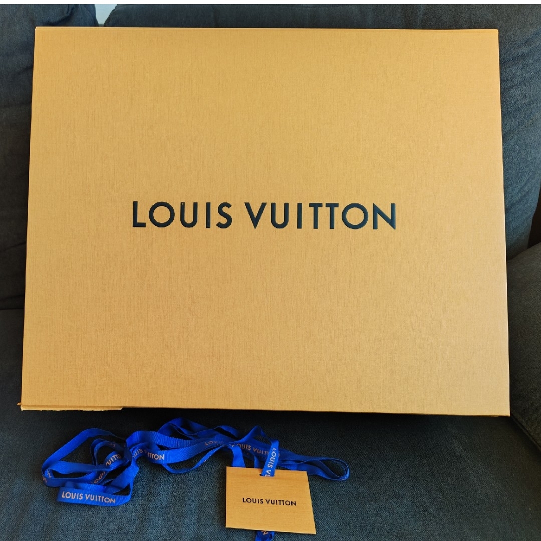 LOUIS VUITTON(ルイヴィトン)のルイ・ヴィトン　ボックス　メッセージカード付 レディースのバッグ(ショップ袋)の商品写真