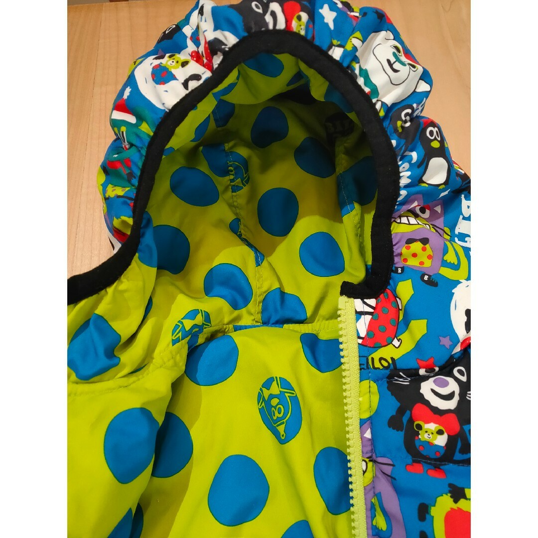 Bit'z(ビッツ)のbit’s リバーシブル ダウンジャケット 110サイズ キッズ/ベビー/マタニティのキッズ服男の子用(90cm~)(ジャケット/上着)の商品写真