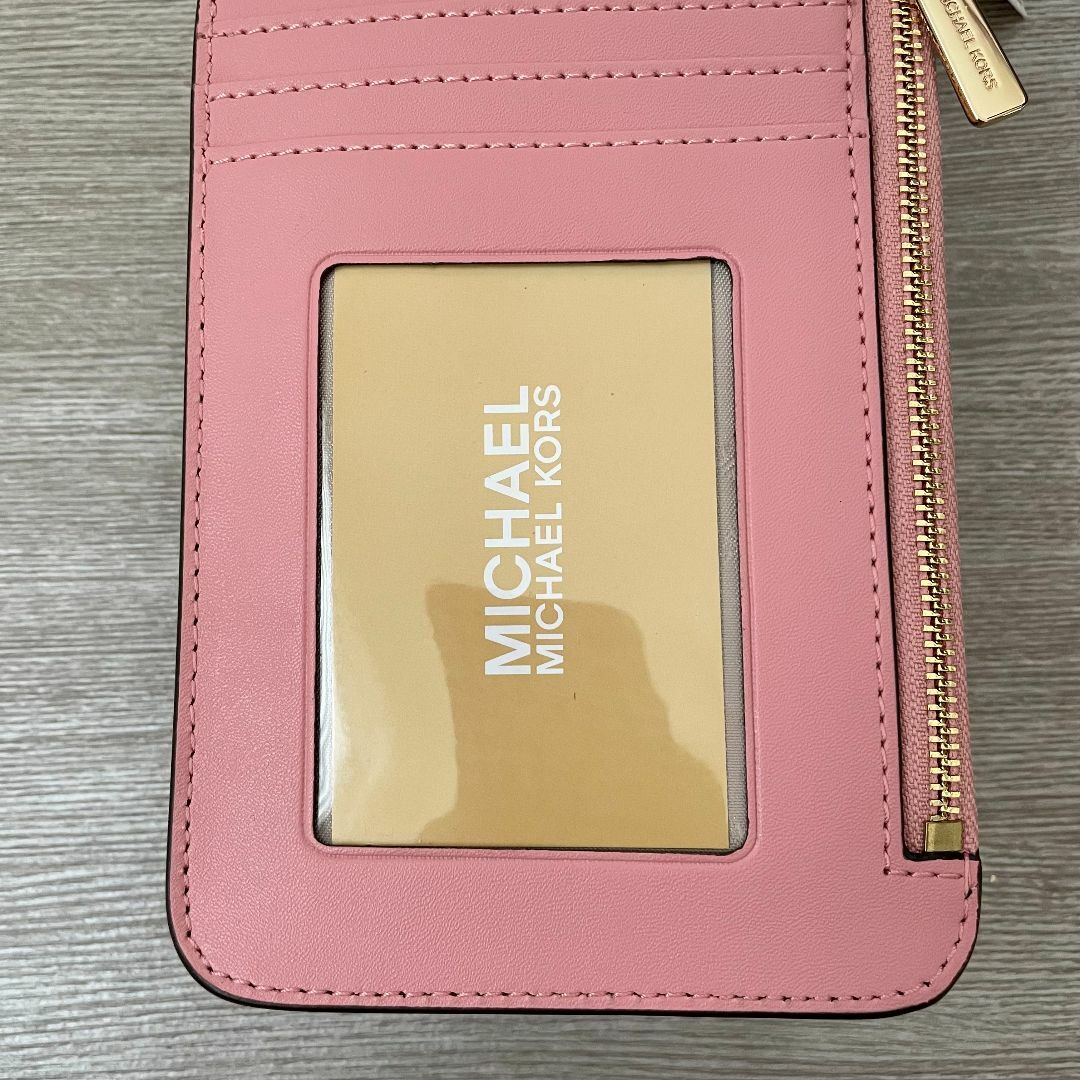 Michael Kors(マイケルコース)の【新品】マイケルコース スマホ ショルダー ミニ バッグ ポーチ ピンク レディースのバッグ(ショルダーバッグ)の商品写真