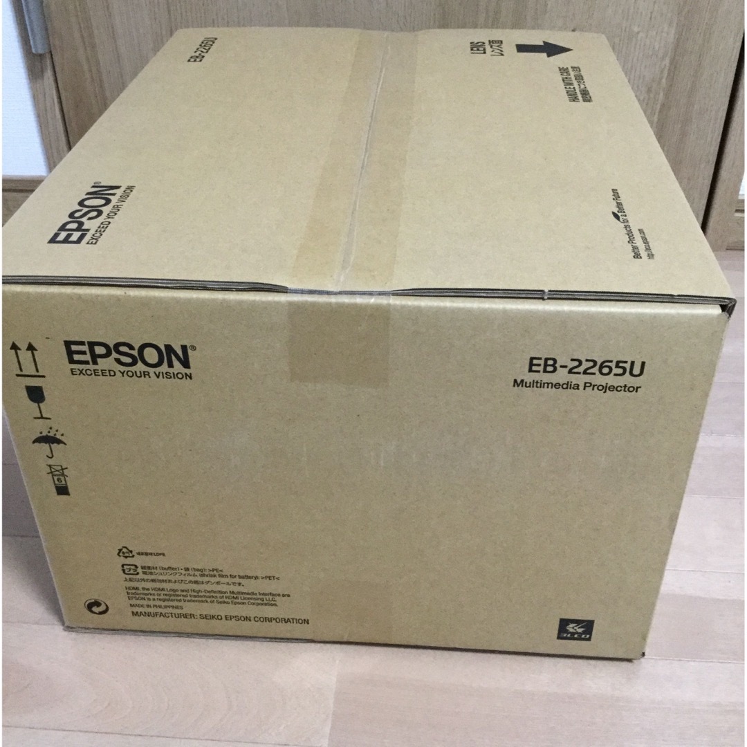 EPSON(エプソン)のEPSON EB-2265U 液晶プロジェクター(新品・未使用品) スマホ/家電/カメラのテレビ/映像機器(プロジェクター)の商品写真