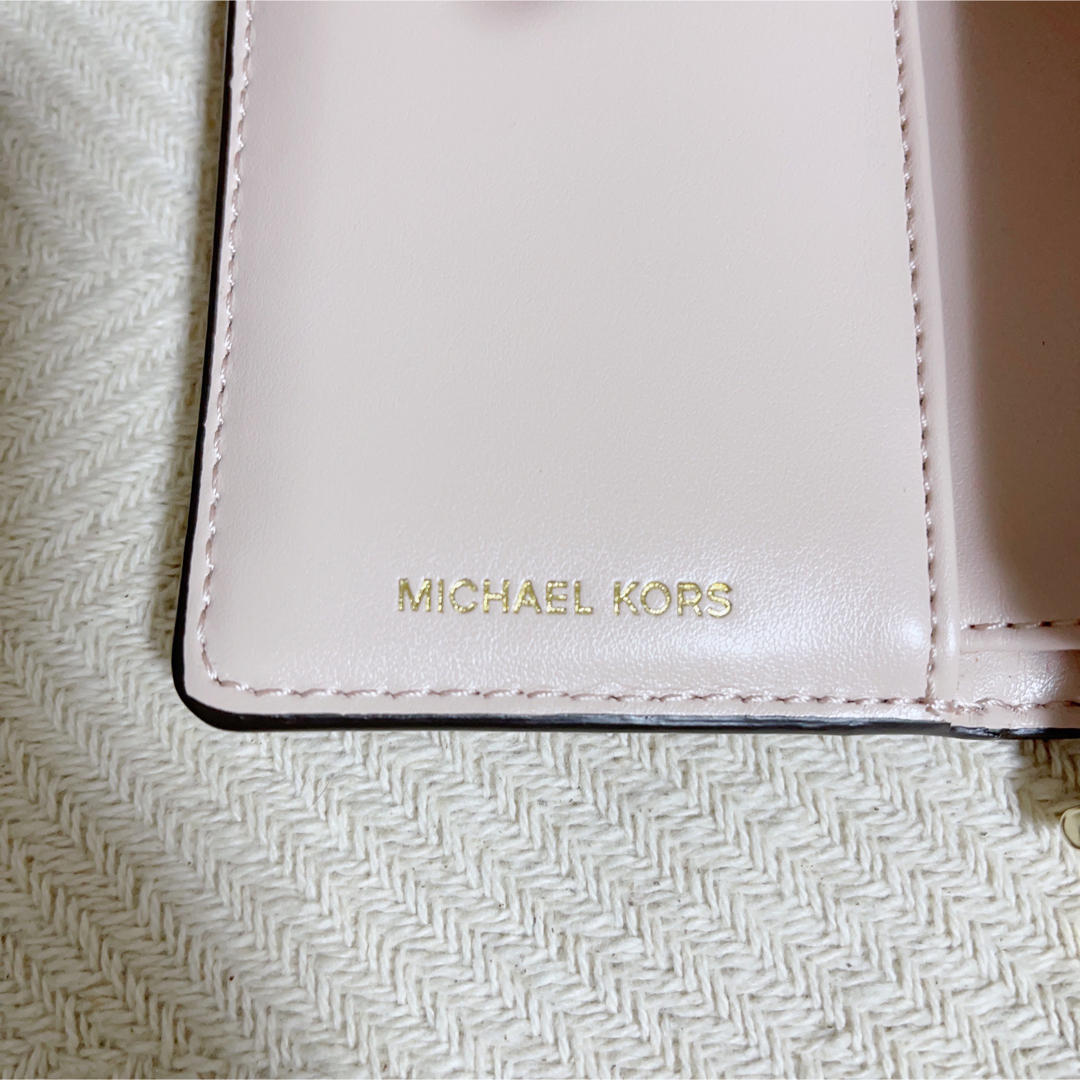 Michael Kors(マイケルコース)のマイケルコース Michael Kors 　タブ ウォレット ミディアム レディースのファッション小物(財布)の商品写真